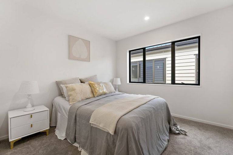 Photo of property in 12 Kapeta Lane, Karaka, 2113