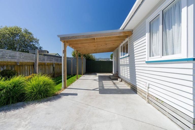 Photo of property in 4 Shelduck Road, 9371