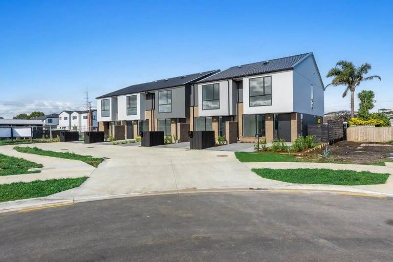 Photo of property in 8 Paapaakiri Loop, Takanini, 2112