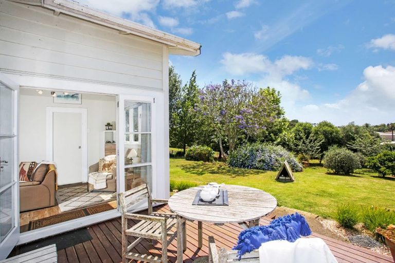 Photo of property in 1 Rifle Range Road, Pukekohe, 2676