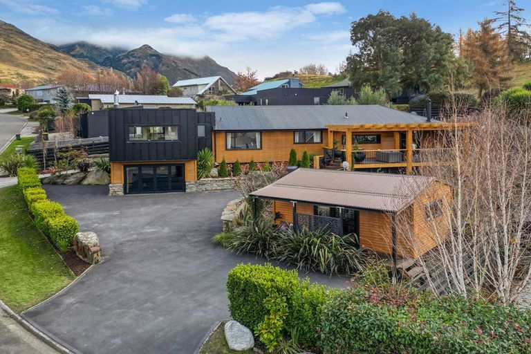 Photo of property in 54 Bills Way, Wanaka, 9305
