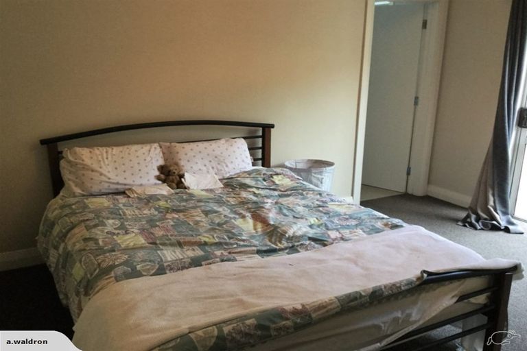 Photo of property in 79 Hinau Street, Riccarton, Christchurch, 8041