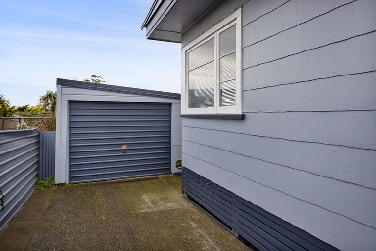 Photo of property in 26 Tawhiti Road, Hawera, 4610