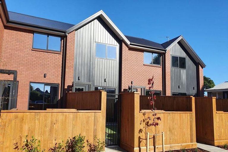 Photo of property in 2/66 Longfellow Street, Sydenham, Christchurch, 8023