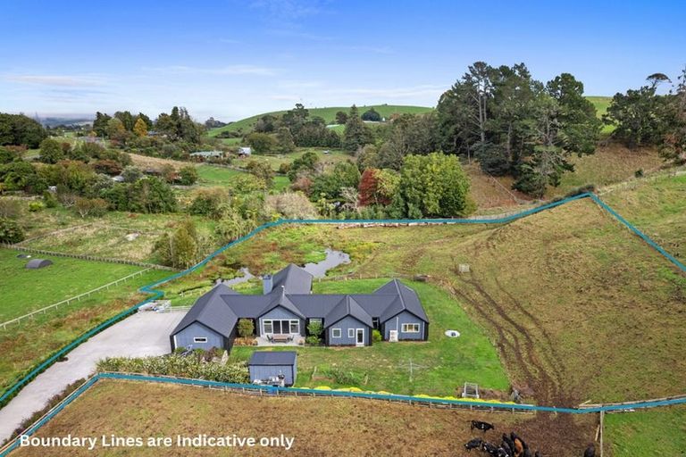 Photo of property in 13 Tari Road, Pukeatua, 3880