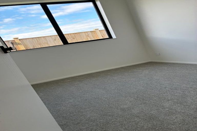 Photo of property in 13 Kaapehu Street, Karaka, 2578
