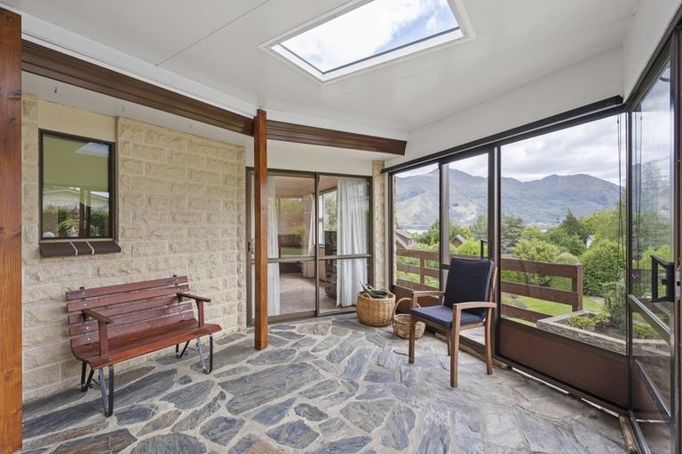 Photo of property in 47 Hunter Crescent, Wanaka, 9305