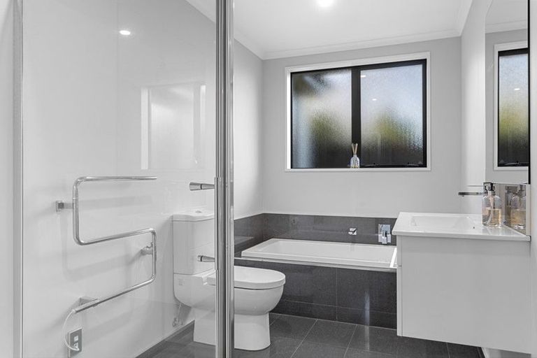 Photo of property in 5 Peak Crescent, Kaiapoi, 7630