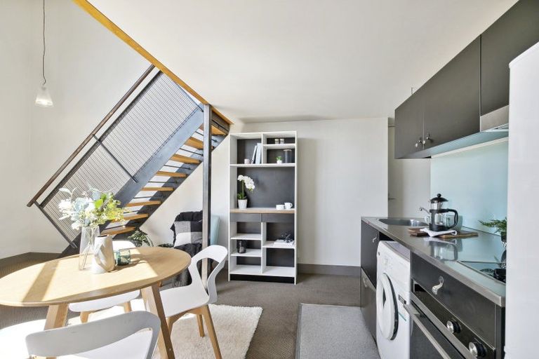 Photo of property in Urbane Apartments, 48/29 Webb Street, Mount Cook, Wellington, 6011