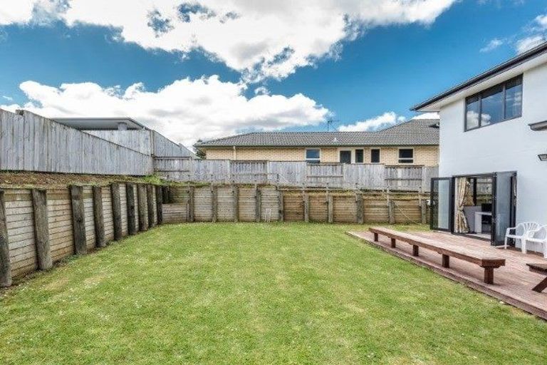 Photo of property in 35 Heathfield Avenue, Huntington, Hamilton, 3210