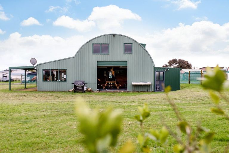 Photo of property in 1 Rawinia Place, Te Kaha, 3199