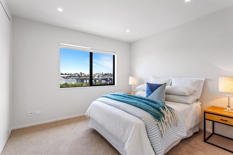 Photo of property in 14 Te Napi Drive, Takanini, 2112