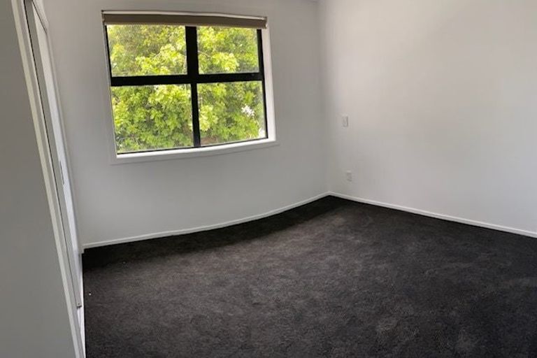 Photo of property in 3/447 Hibiscus Coast Highway, Orewa, 0931