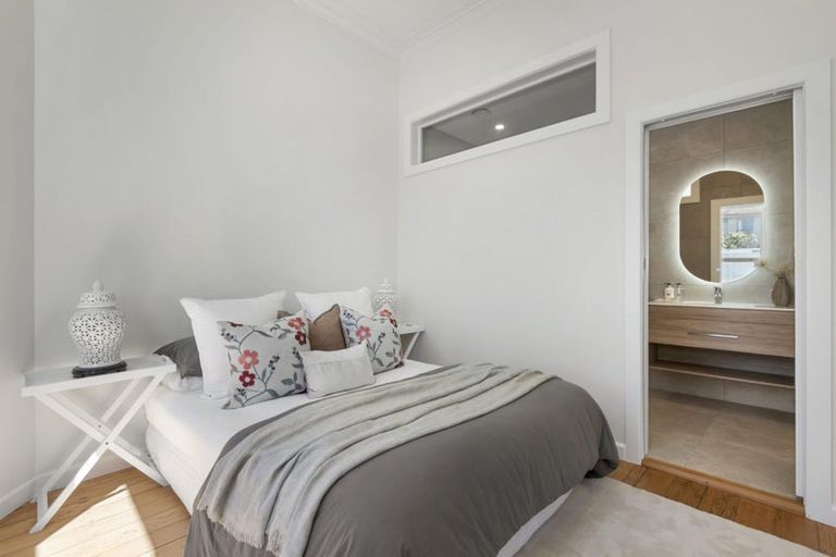 Photo of property in 95 Vauxhall Road, Devonport, Auckland, 0624