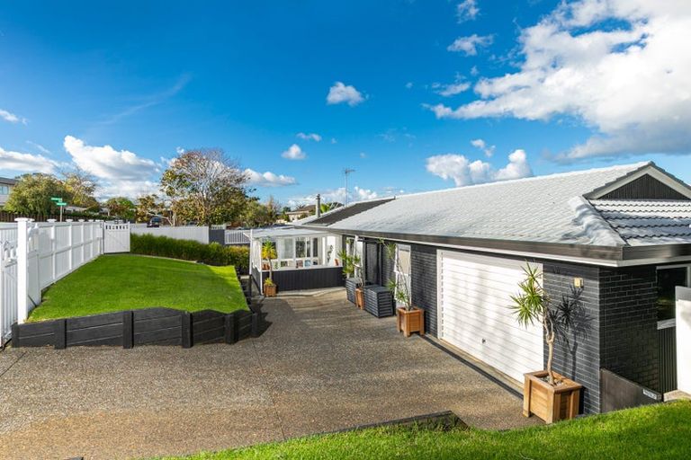 Photo of property in 49 Compton Street, Hillcrest, Auckland, 0627