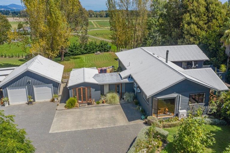 Photo of property in 115 Muhunoa West Road, Ohau, Levin, 5570