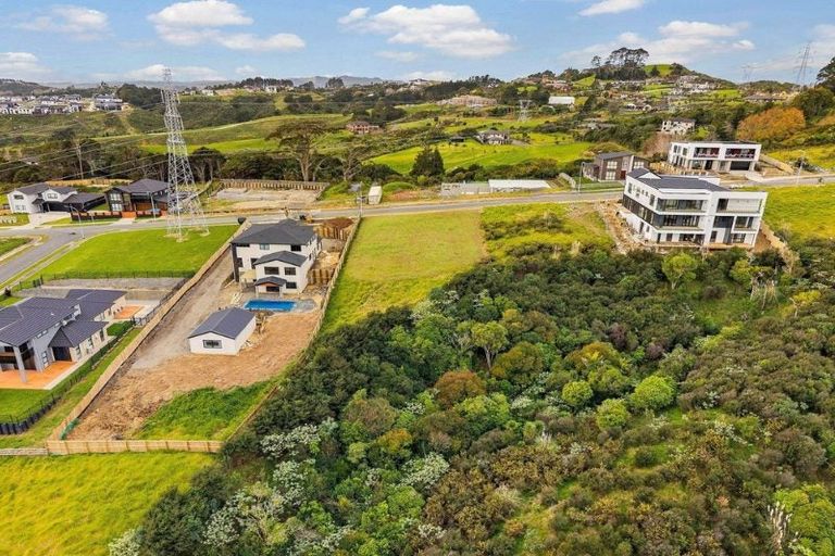 Photo of property in 14 Annmarie Avenue, Totara Park, Auckland, 2019