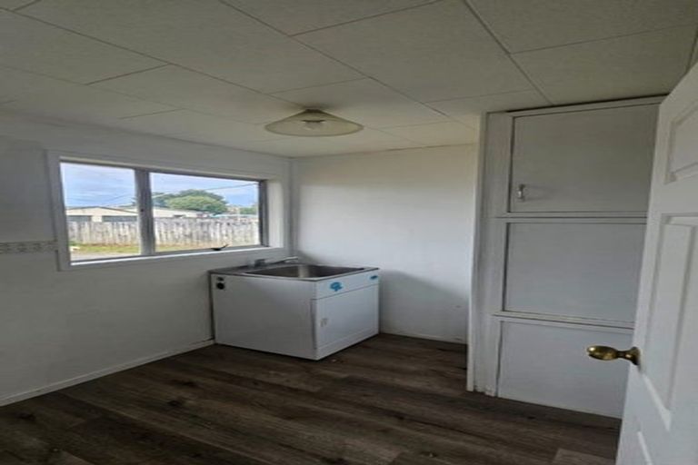 Photo of property in 19 Sandrine Avenue, Clover Park, Auckland, 2019