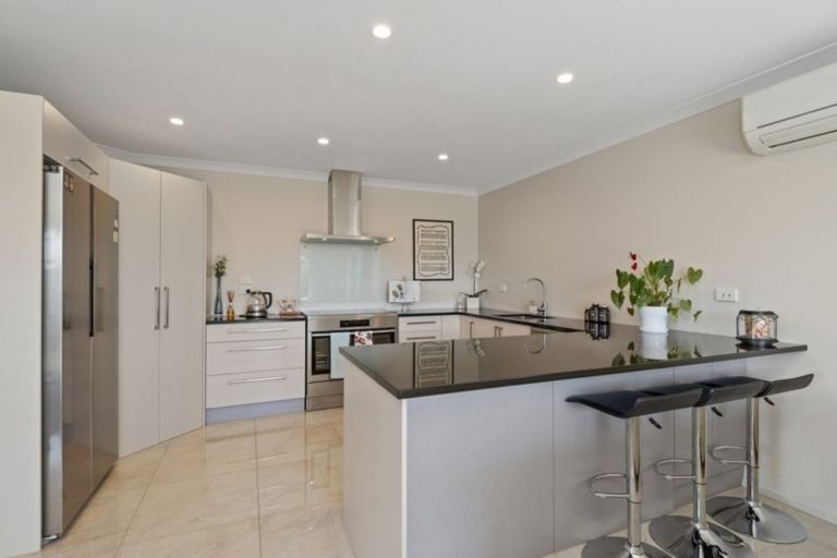 Photo of property in 29 Galatos Street, Rangiora, 7400