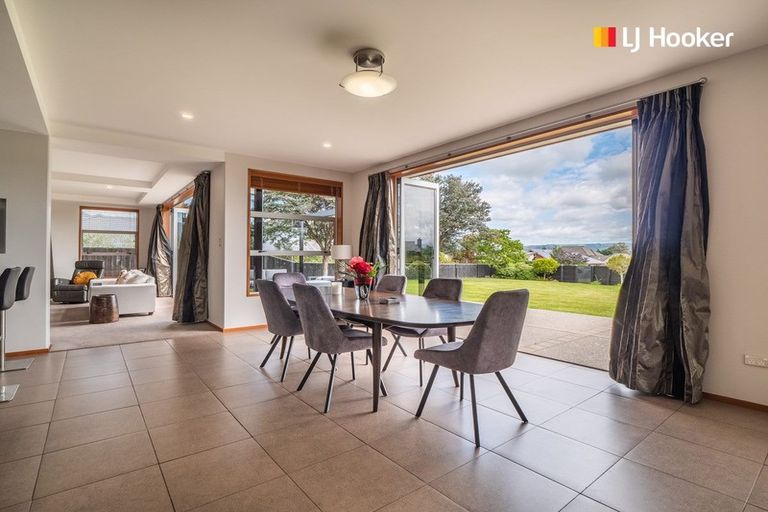 Photo of property in 28 Irwin Logan Drive, Mosgiel, 9024