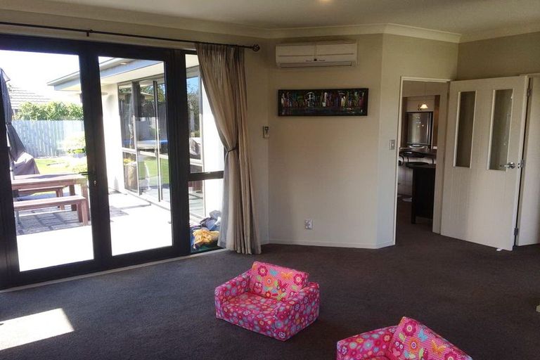 Photo of property in 9 Fantasia Gardens, Northwood, Christchurch, 8051