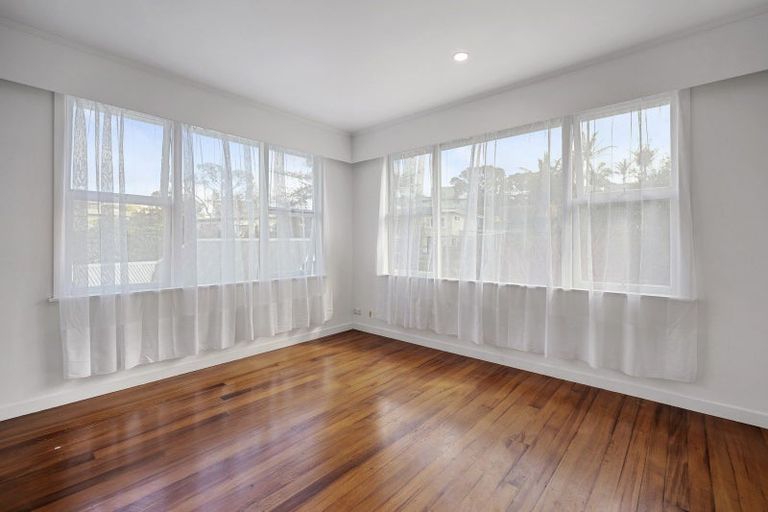 Photo of property in 29a Auld Street, Torbay, Auckland, 0630