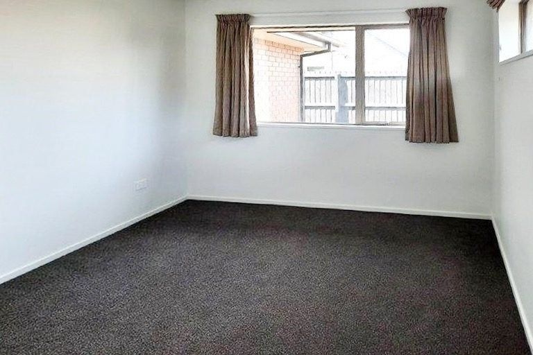 Photo of property in 7 Bamber Crescent, Halswell, Christchurch, 8025