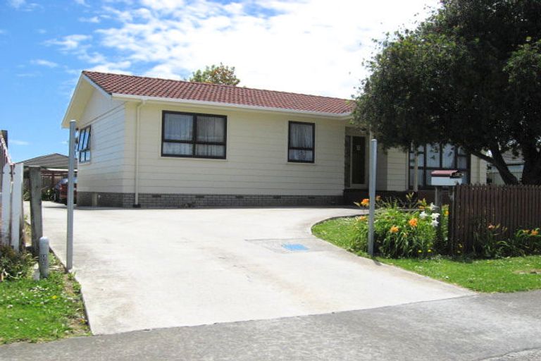 Photo of property in 4a Killington Crescent, Mangere, Auckland, 2022
