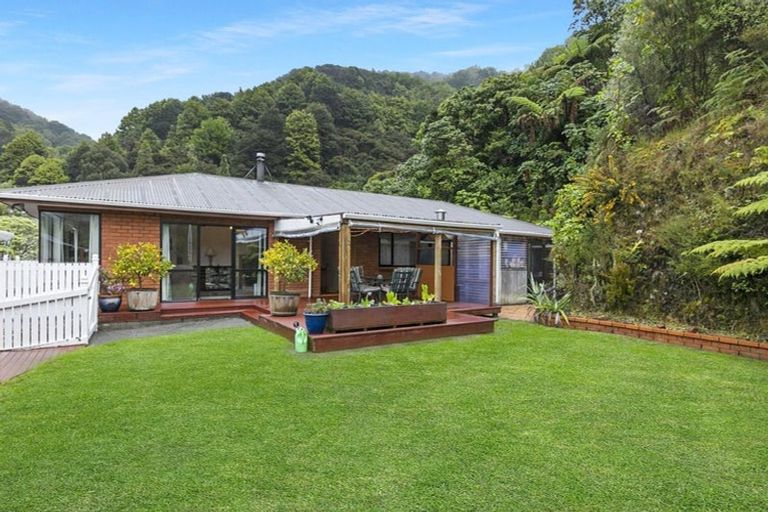Photo of property in 36 Kowhai Street, Wainuiomata, Lower Hutt, 5014