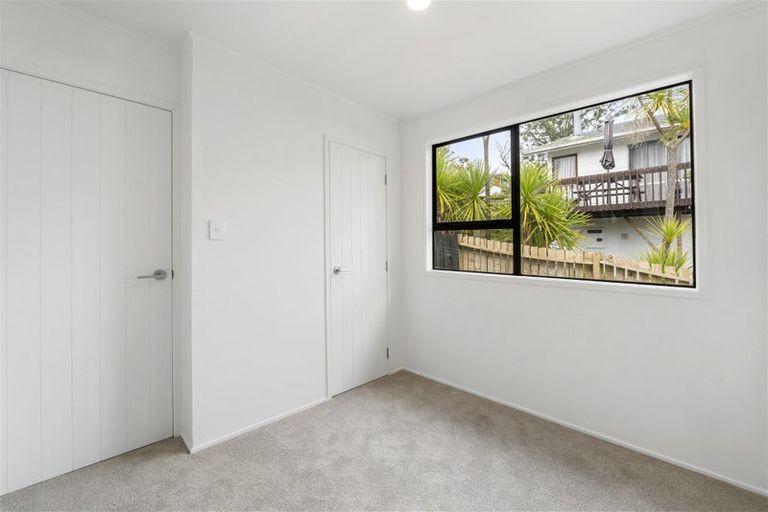 Photo of property in 32a Bayview Road, Bayview, Auckland, 0629