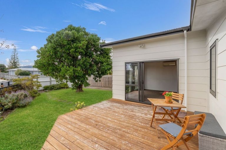 Photo of property in 43 Michael Road, Paraparaumu Beach, Paraparaumu, 5032