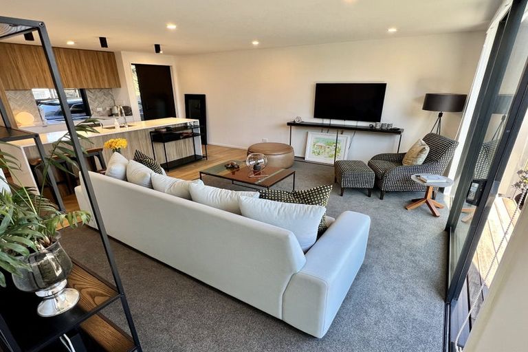 Photo of property in 261d Edgeware Road, Edgeware, Christchurch, 8013