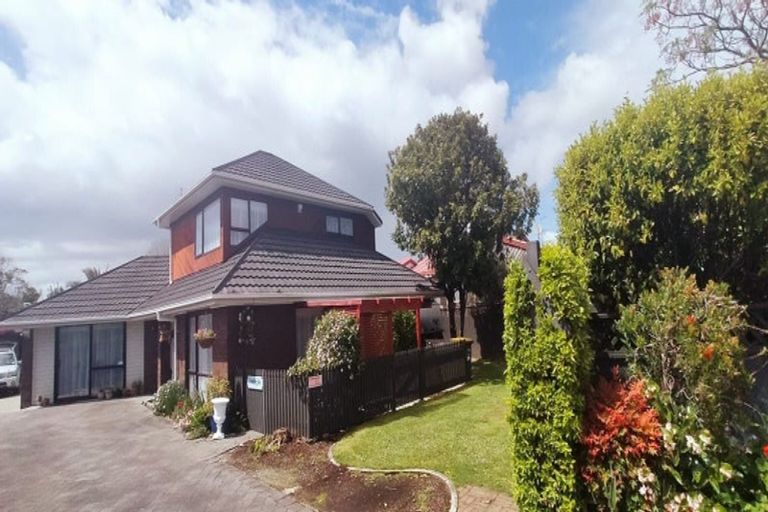 Photo of property in 43 Barnhill Crescent, Pahurehure, Papakura, 2113