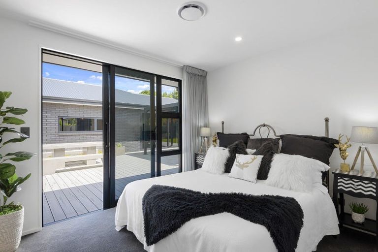 Photo of property in 173b West Belt, Rangiora, 7400