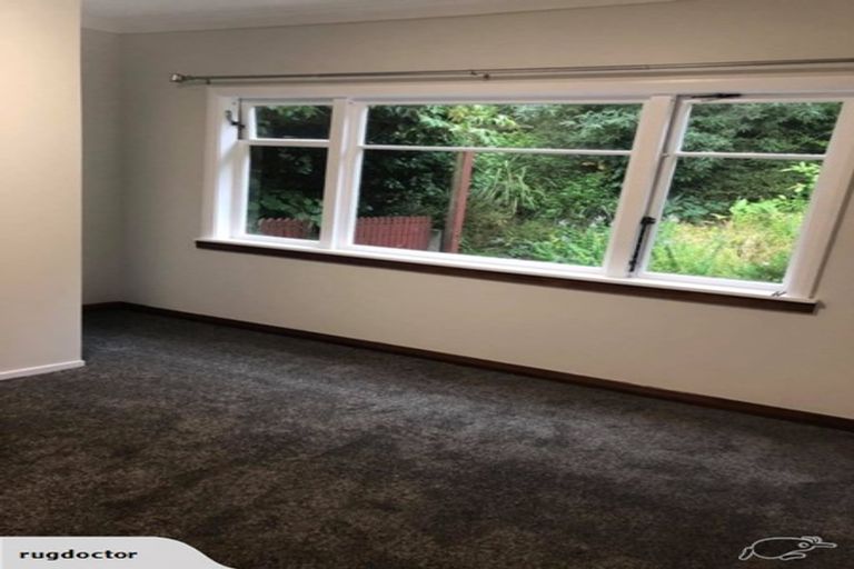 Photo of property in 70 Chamberlain Road, Karori, Wellington, 6012