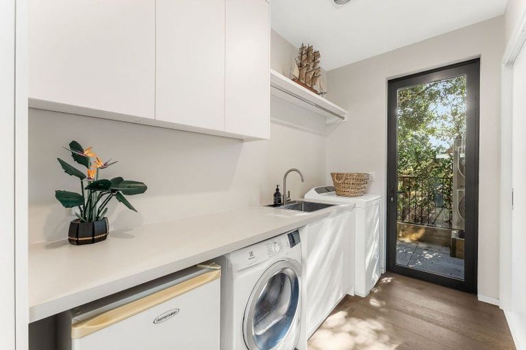 Photo of property in 367a Oceanbeach Road, Mount Maunganui, 3116