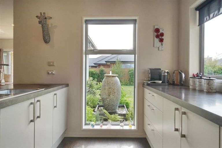 Photo of property in 5 Melville Crescent, Rolleston, 7614