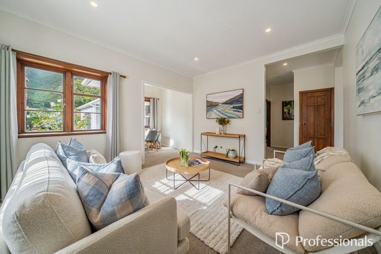 Photo of property in 9 Bell Road, Waiwhetu, Lower Hutt, 5010