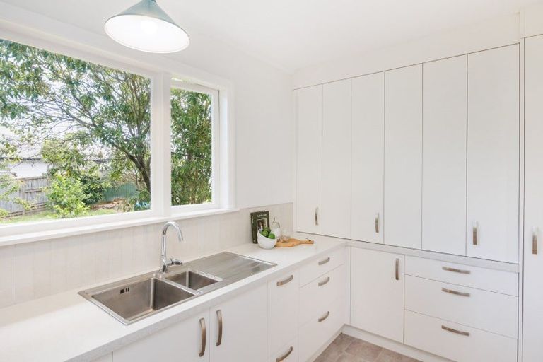 Photo of property in 42a Pitama Road, Awapuni, Palmerston North, 4412