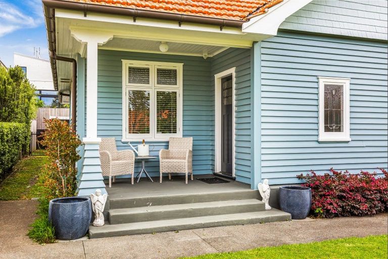 Photo of property in 10 Sunderland Avenue, Hobsonville, Auckland, 0616