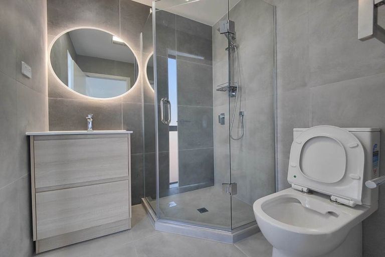 Photo of property in 185c Bucklands Beach Road, Bucklands Beach, Auckland, 2012