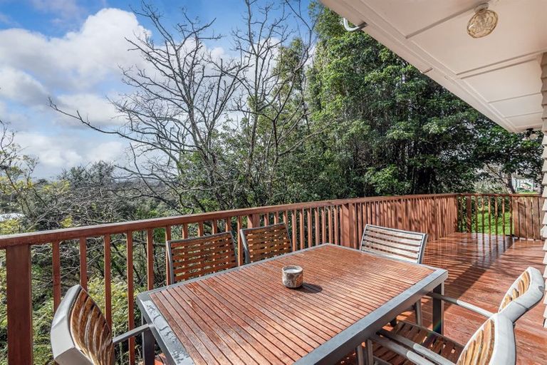 Photo of property in 2/39 Lysander Crescent, Beach Haven, Auckland, 0626