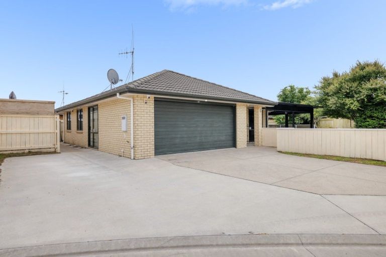 Photo of property in 2 Maara Close, Papamoa Beach, Papamoa, 3118