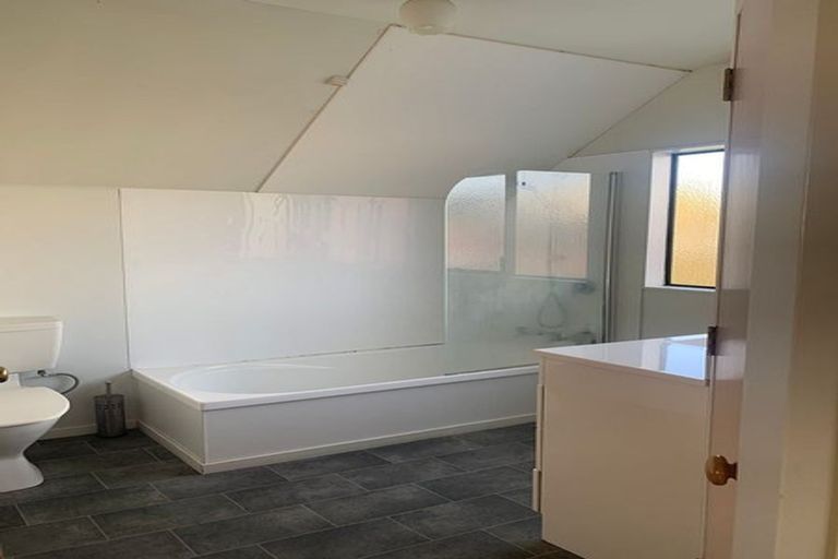 Photo of property in 13a Tama Street, Alicetown, Lower Hutt, 5010