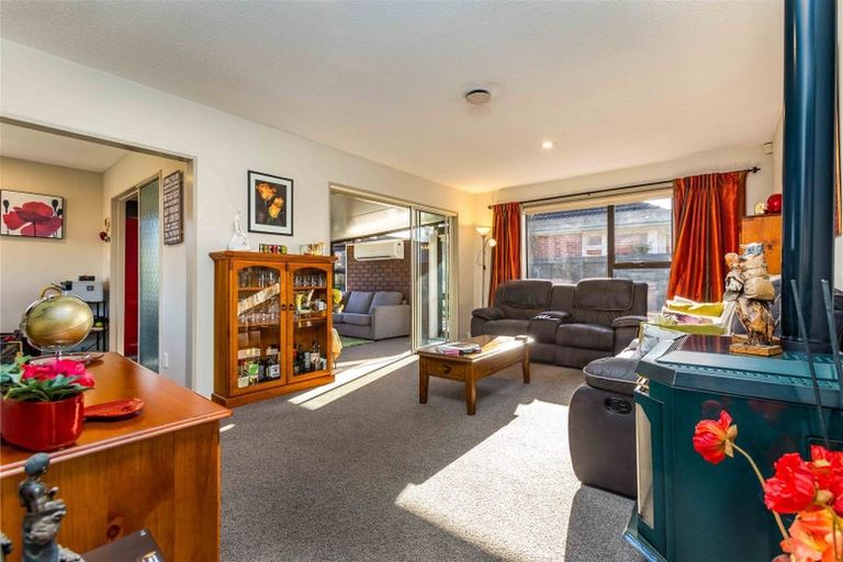 Photo of property in 5 Flaxwood Lane, Waltham, Christchurch, 8023