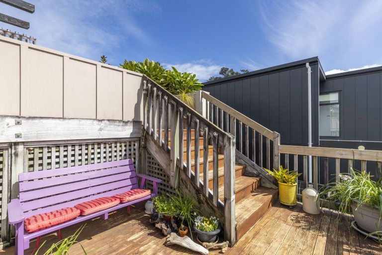 Photo of property in 34 Aubrey Street, New Plymouth, 4310