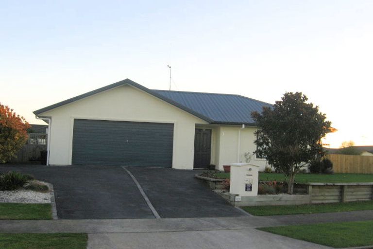 Photo of property in 26 Diomede Glade, Flagstaff, Hamilton, 3210