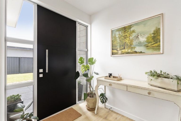 Photo of property in 21 Torbay Avenue, Huntingdon, Ashburton, 7774