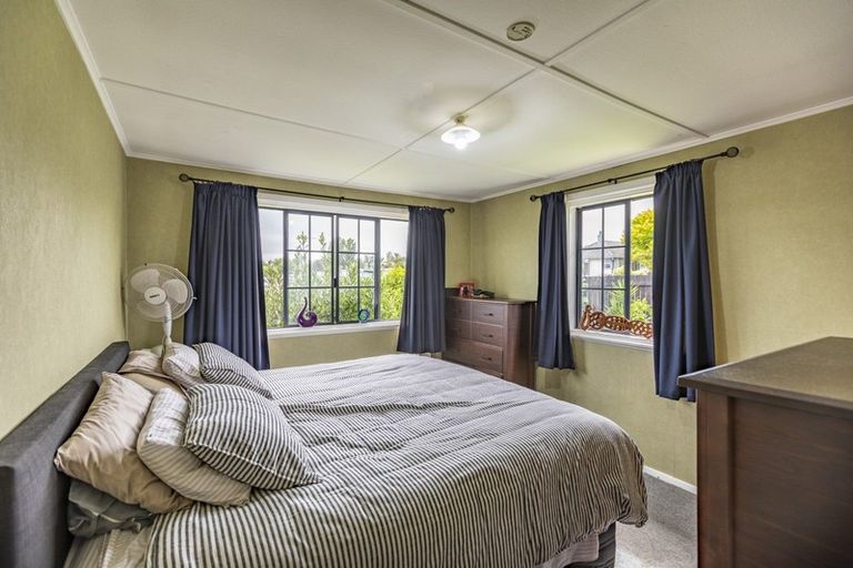 Photo of property in 12 Savage Crescent, Waipukurau, 4200