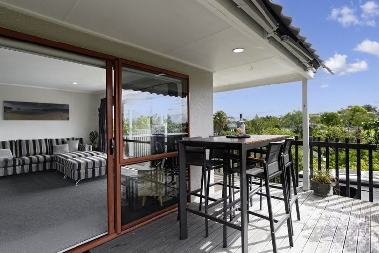 Photo of property in 22 Little John Drive, Bellevue, Tauranga, 3110